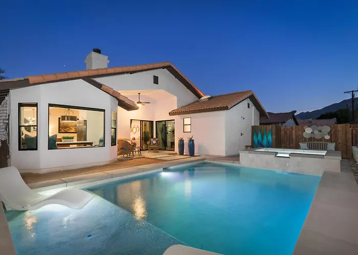 La Quinta Cove Retreat! Just Miles Away From Coachella & Stagecoach