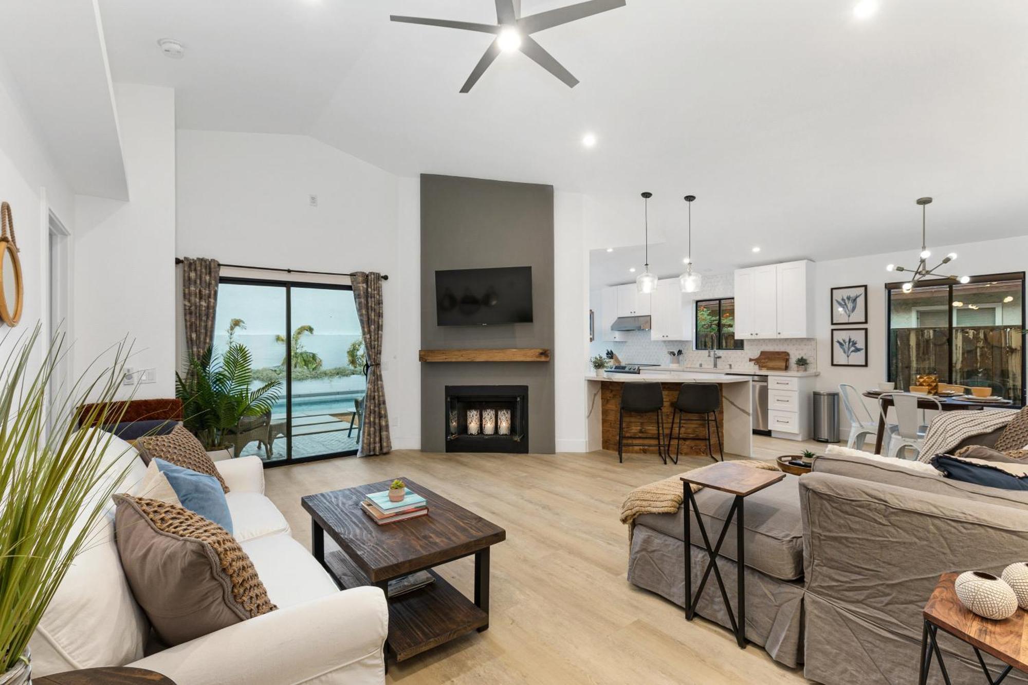 Hébergement de vacances Cove Retreat! Just Miles Away From Coachella & Stagecoach *